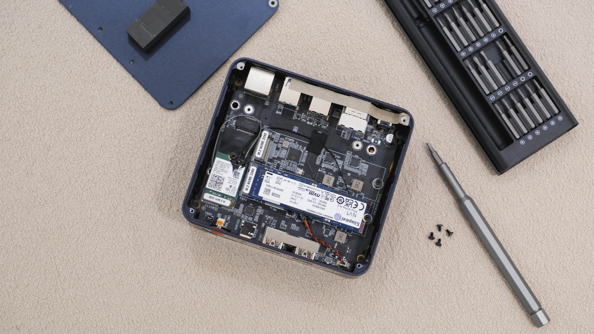 居家办公不再狼狈，可以放进包里的电脑主机：零刻SEi10