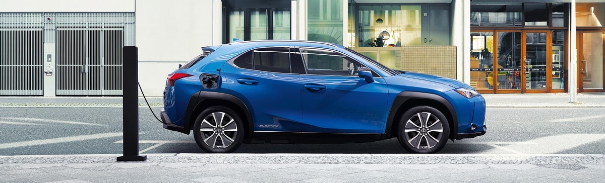 雷克萨斯es中期改款车型曝光,雷克萨斯官方提价增加了什么配置