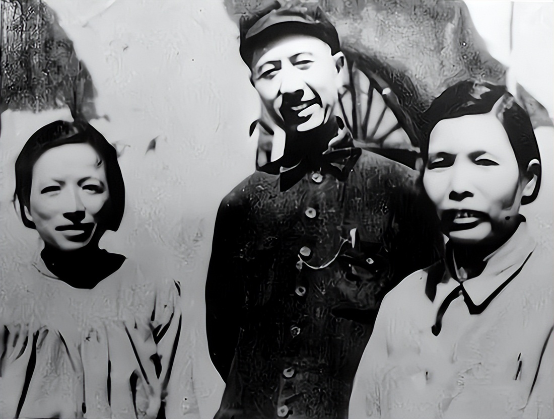 1942年宋庆龄给延安送去一台秤，毛主席连声称赞：这解决了大问题