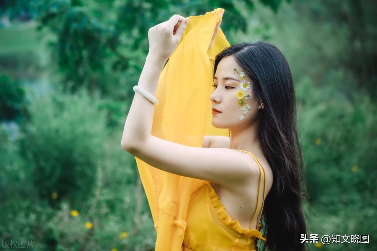 镜头是所有相机通用嘛,镜头都是全画幅的吗