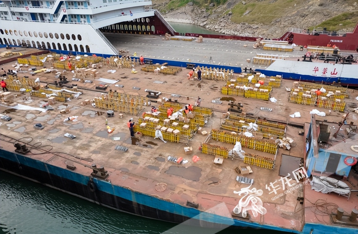 重庆跨年焰火表演,重庆跨年焰火表演剧透