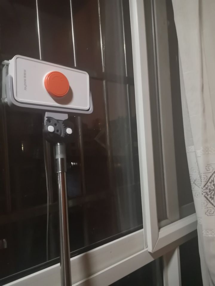 玻璃擦怎么擦玻璃才不会掉,学习擦玻璃正确方式