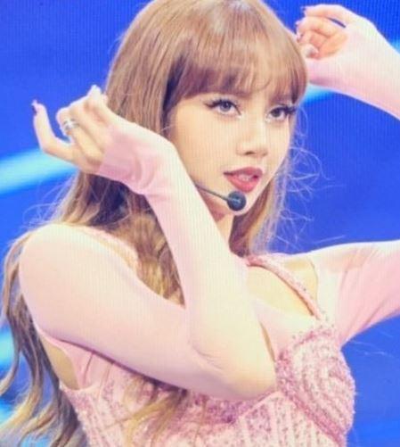 韩国女星近期着装精选,韩国女星着装惹争议