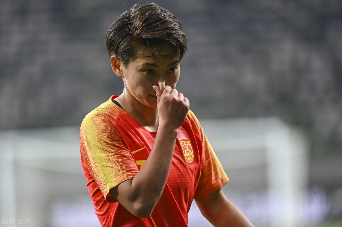 把男足的钱发给女足？到底动了谁的奶酪