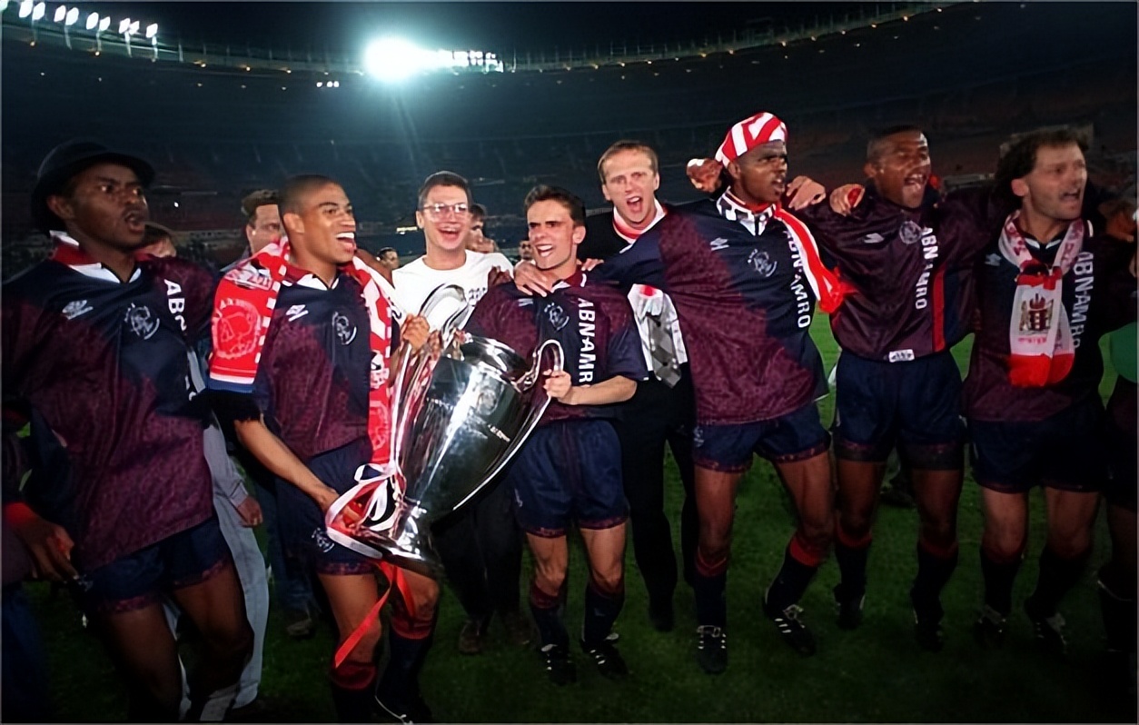 欧冠改制以后的历届欧冠冠军图片,欧冠历史比较稳定的几支豪门