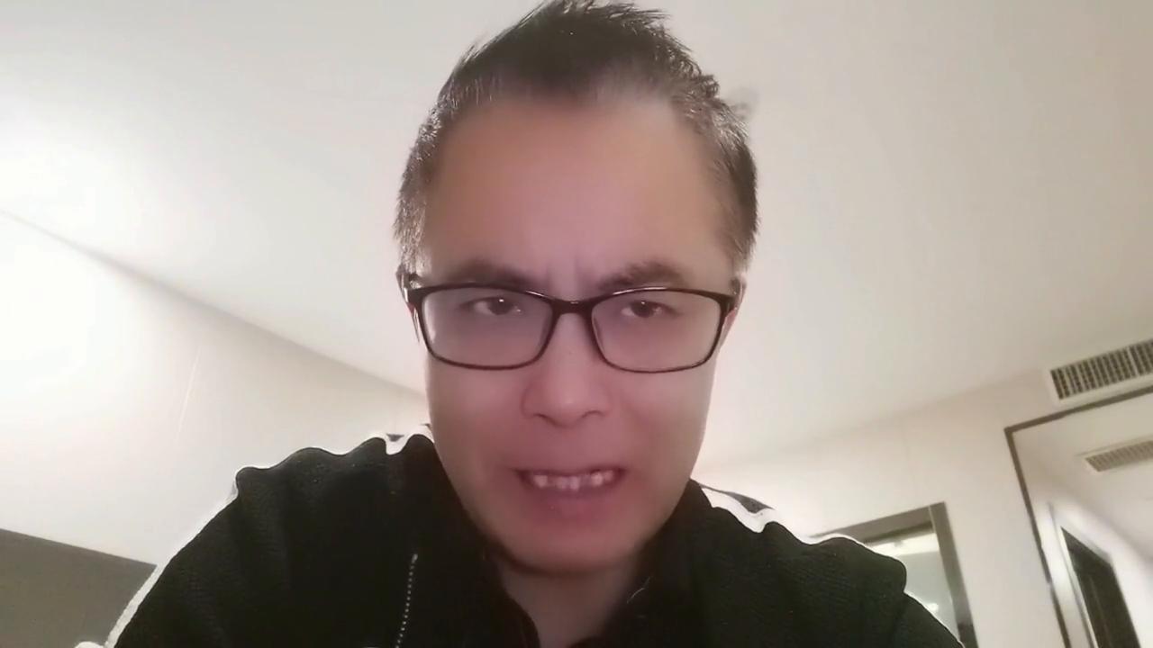 土豆真的栽了没有声音了，这种想法断了吧#封封@俊聊百品