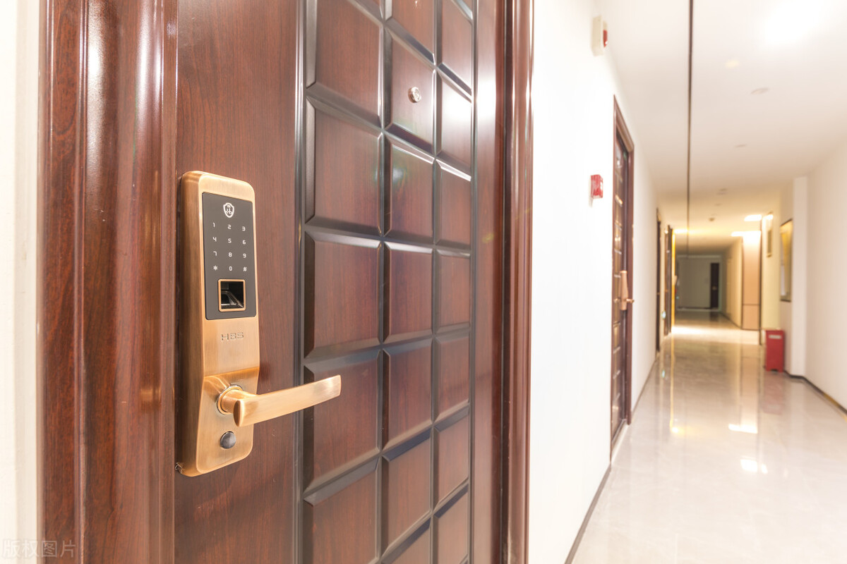 换了门锁,进户门锁机械锁哪种好