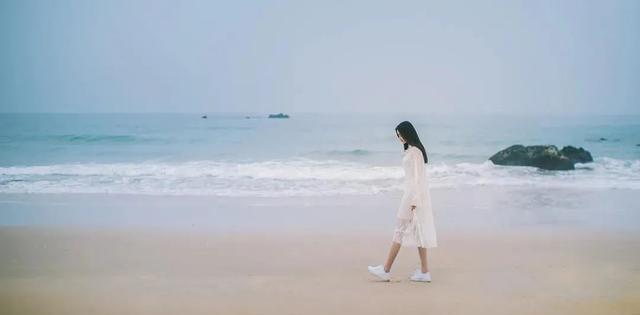 29岁女孩携儿女跳楼事件,29岁女人跳楼事件