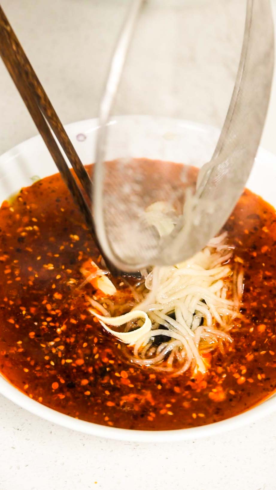 麻辣烫怎么做好吃麻辣底料配方,想吃麻辣烫不知道该怎么做