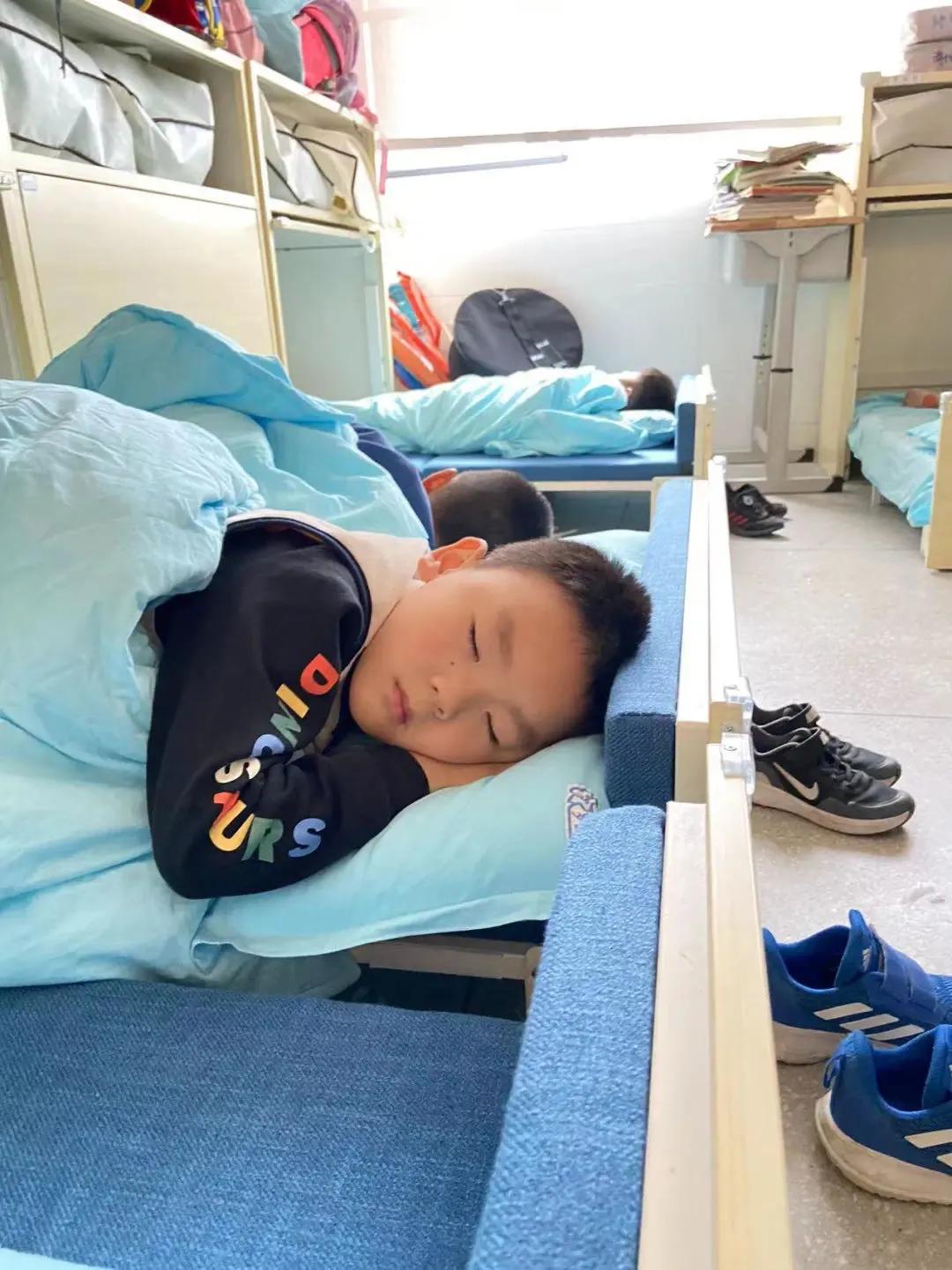 教育温暖的瞬间,一分钟看懂成都教育