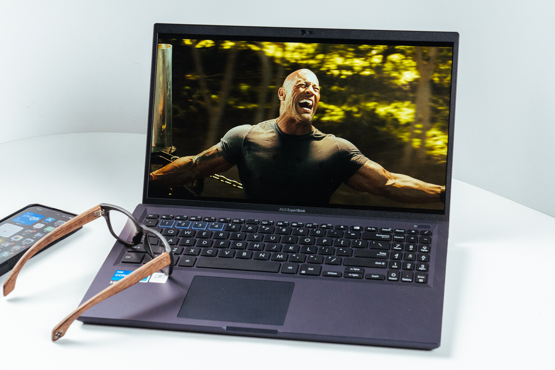 华硕笔记本电脑破晓2有什么功能,华硕破晓air与thinkpadcarbon