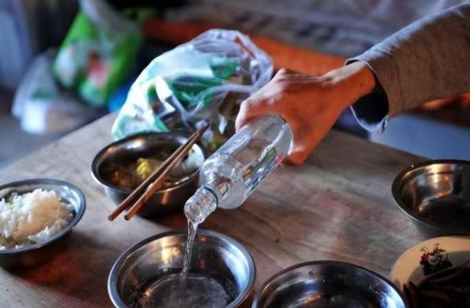 贵州珍酒和董酒哪个值得收藏,贵州董酒怎么样