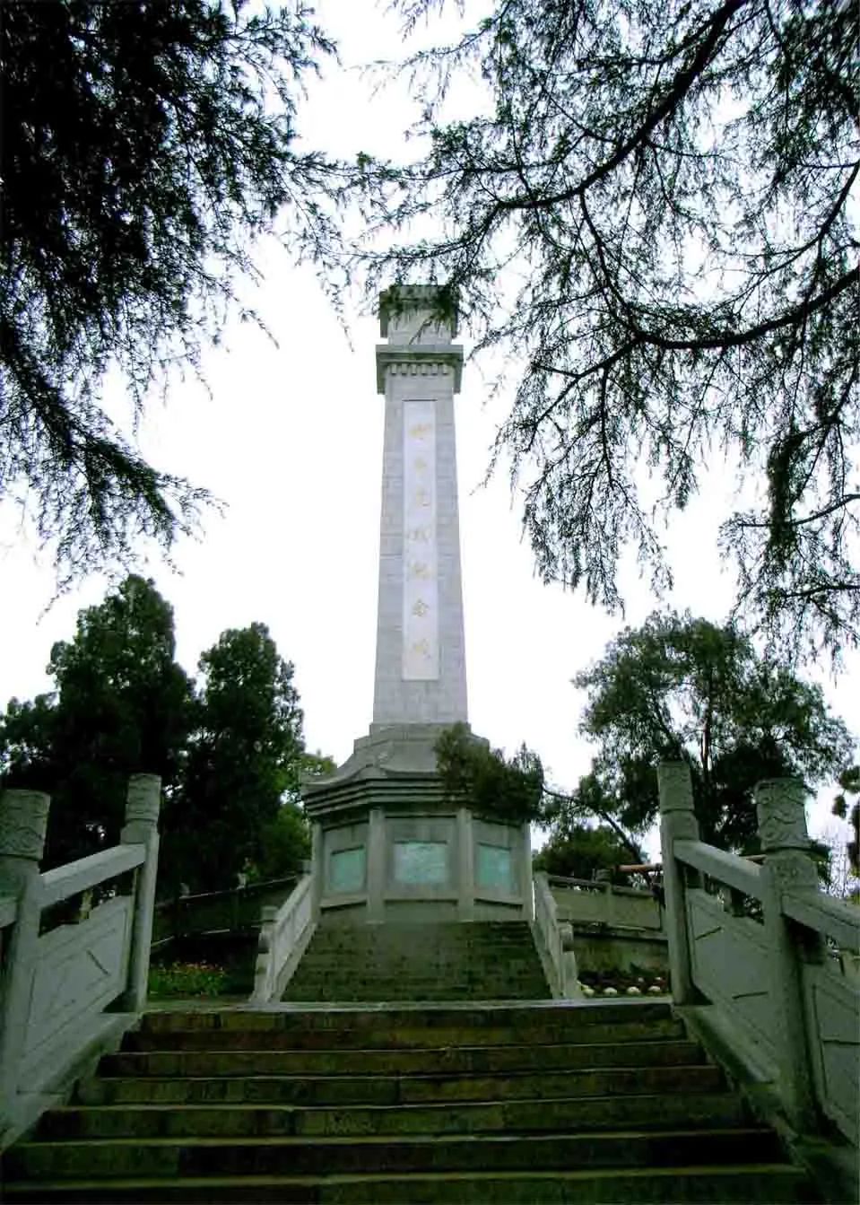 湖南美食小县城,湖南第二大最穷城市