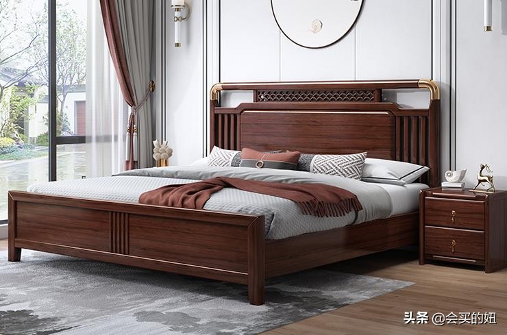 1.8米圆床和1.8米大床哪个大,1.8米的大床好还是1.5的床实用