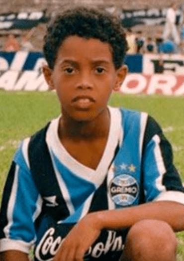 贫民窟里产凤凰，他们没有特供的海参，却成了顶级球星