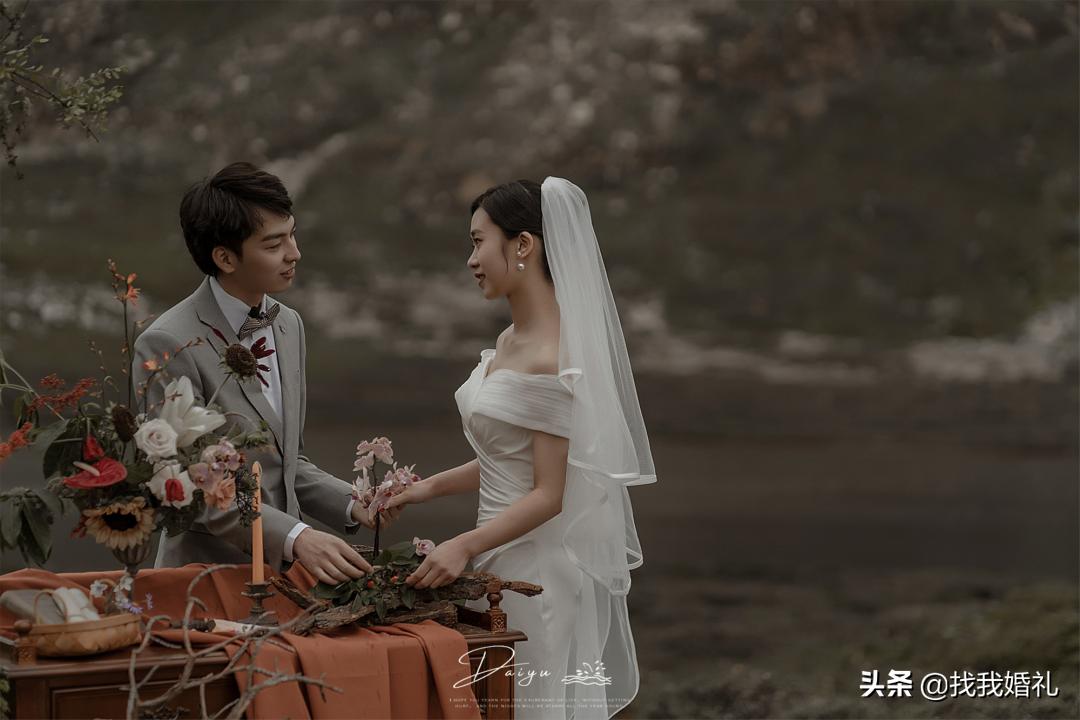 店内主打十款婚纱礼服,小众婚纱礼服推荐