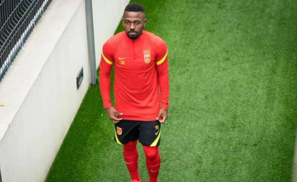 深度-“巴西族”国脚缘何上演人在囧途三年归化运动面临烂尾