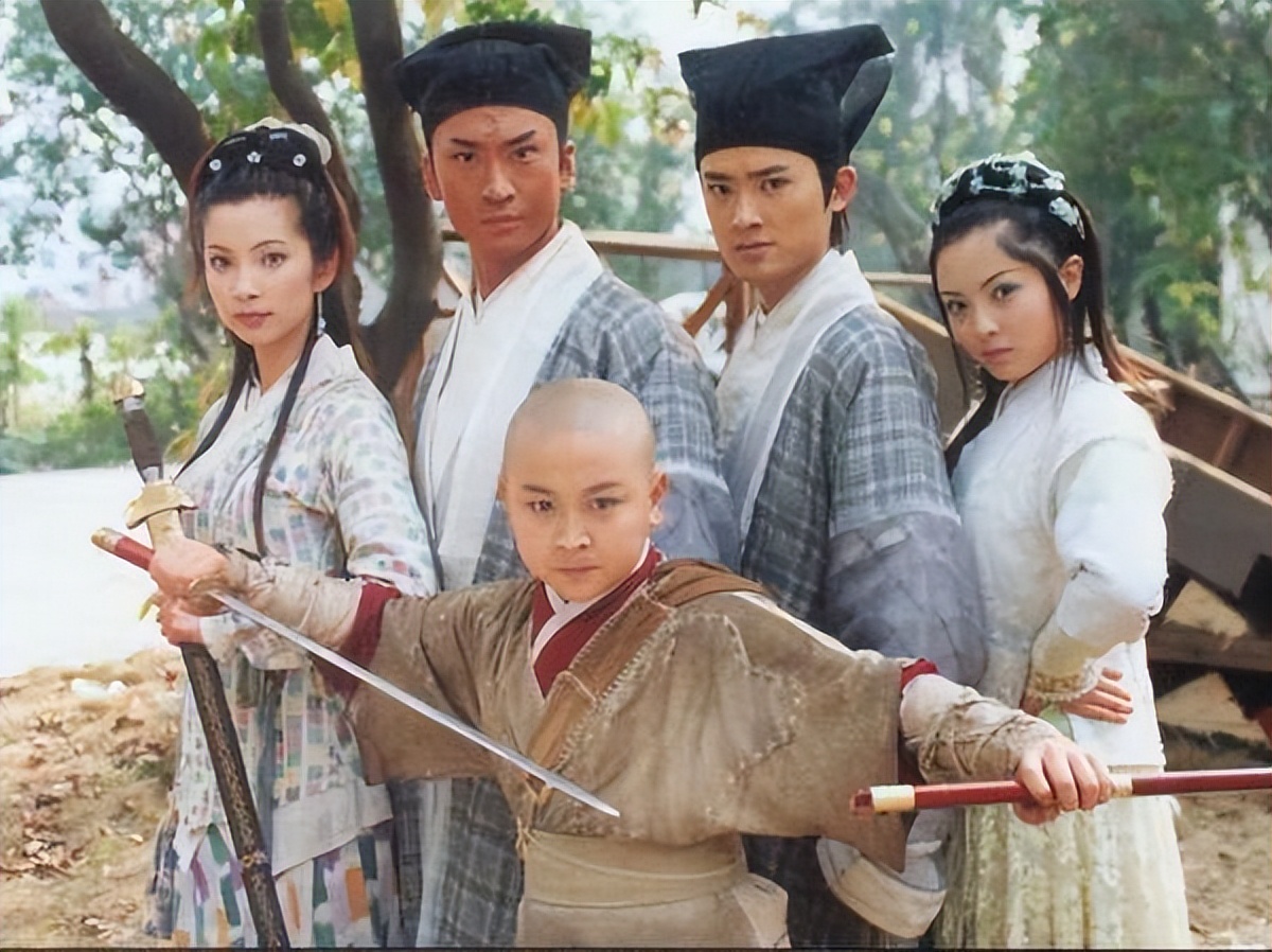 林心如对周杰吻戏事件的回应,周杰澄清跟林心如拍吻戏