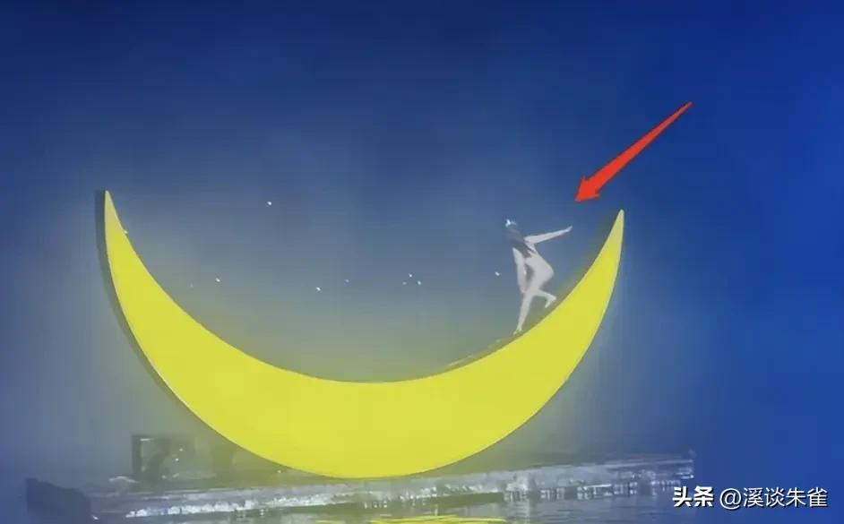 “一丝不挂”还不知廉耻！内娱为艺术献身的流氓真相，该打破了