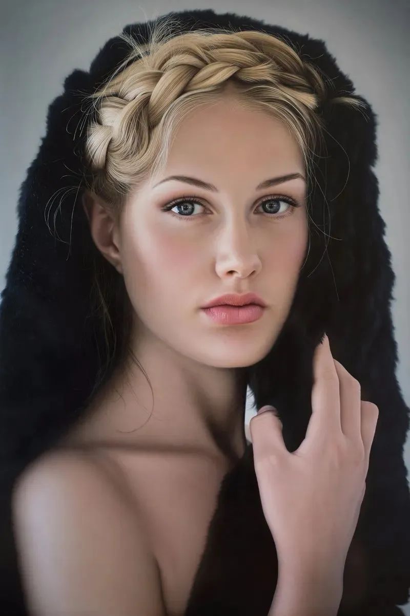 美女画家挑战冷军，画少女人体，放大10倍看细节让网友不淡定