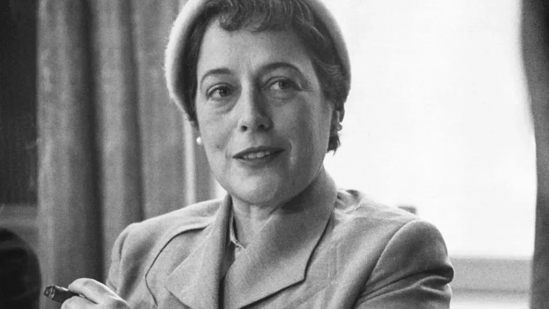 从地狱去往天堂路过人间,从天堂到地狱我路过人间什么意思