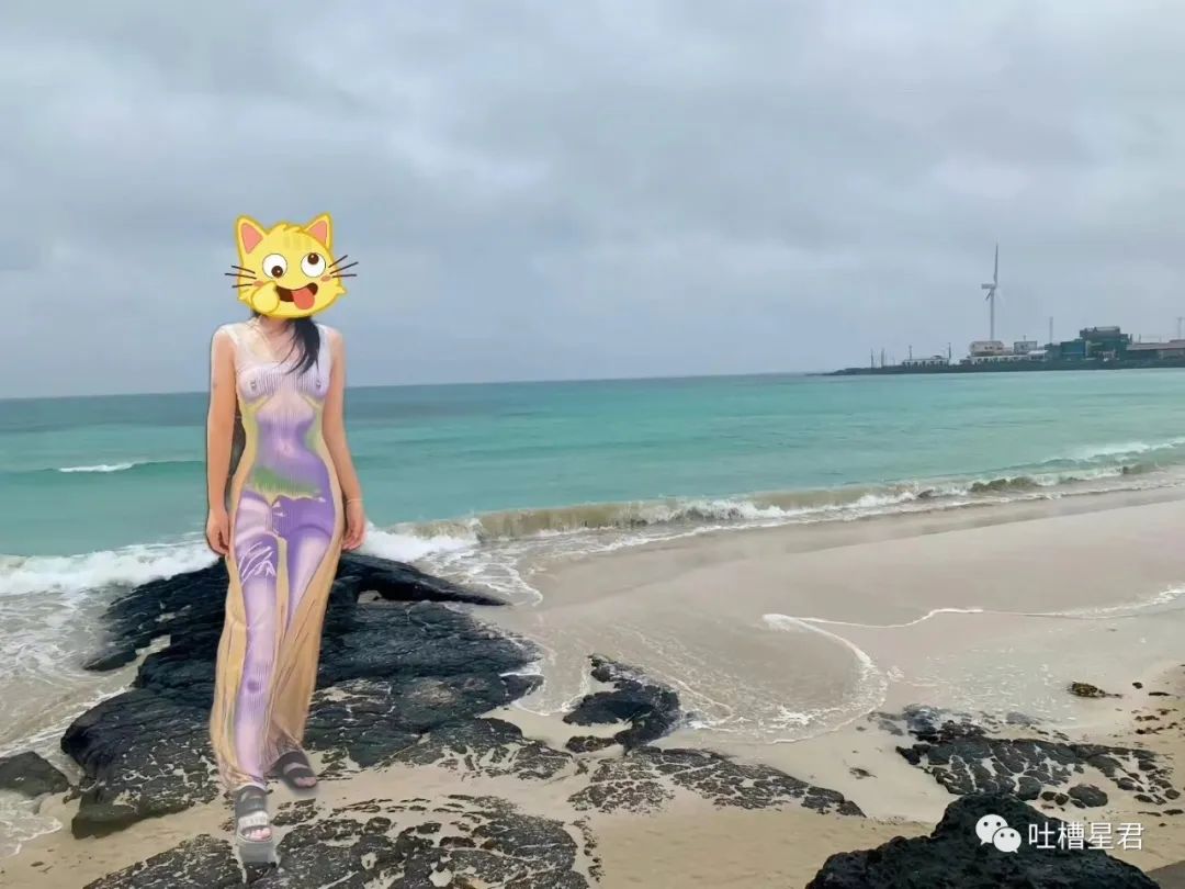 女友穿吊带裙男朋友的反应,女友买了新裙子