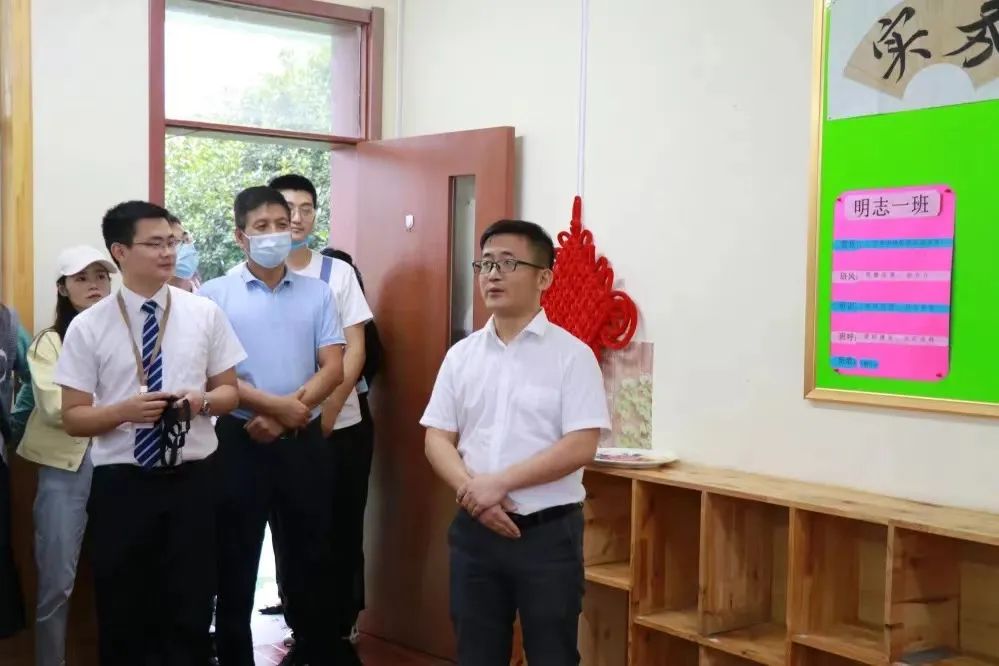 在反省中自我成长,在反思中成长在总结中提高