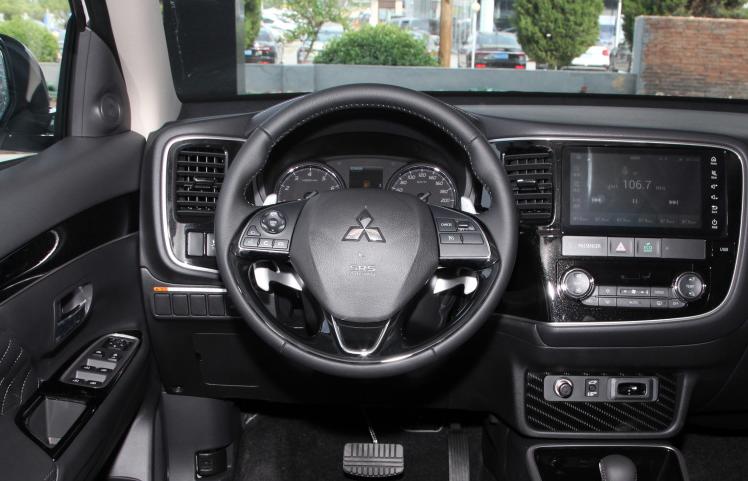 三菱欧蓝德进口2020款报价及图片,三菱欧蓝德七座2020款价格