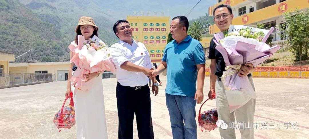 情系脱贫攻坚结对帮扶,情系护理对口帮扶