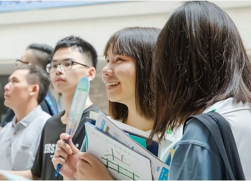 高考毕业学什么专业好,高考填报什么专业最好找工作