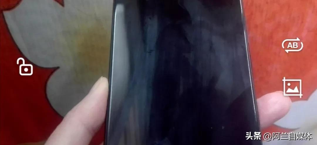 手机屏幕脏了怎么办不用眼镜布,手机屏幕脏东西擦不掉怎么处理