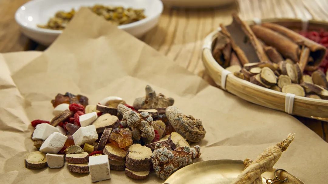 缓解孕期便秘穴位,缓解孕期便秘严重的食谱