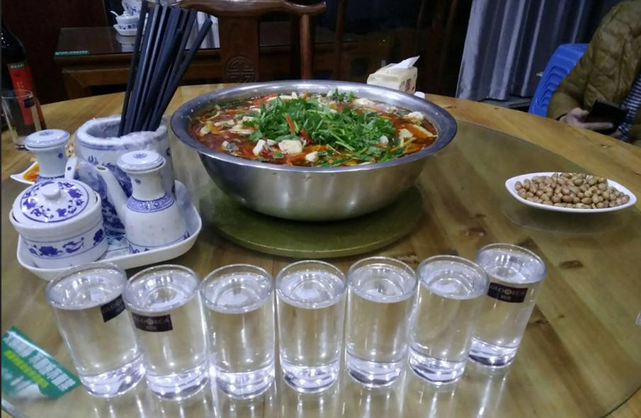 牛二明明是勾兑酒为什么那么火,牛二多少钱一瓶500毫升