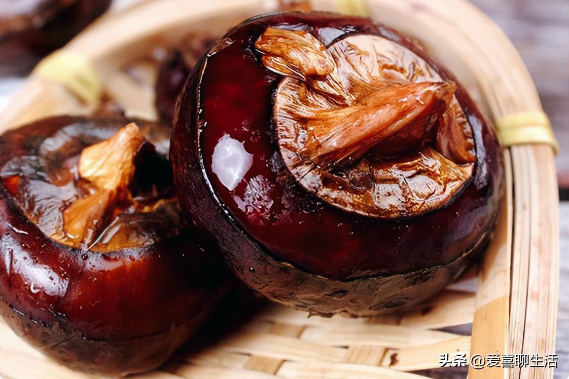 荸荠红皮与黑皮哪个好,荸荠挑选方法和季节