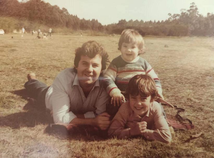 跨国恋嫁到国外,相差19岁的跨国恋