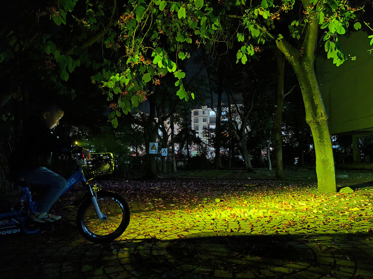 夜间骑行必须要有好车灯,骑行车灯推荐排行