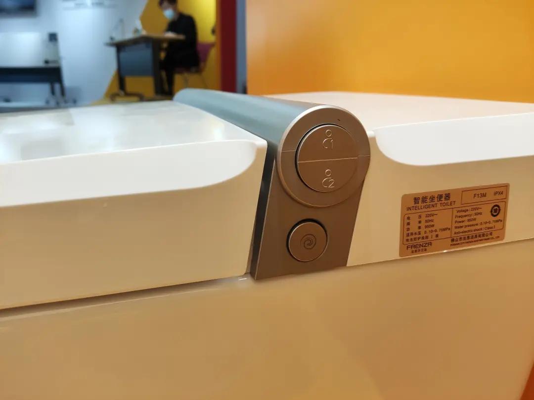 广州设计周卫浴新品,红点设计奖卫浴