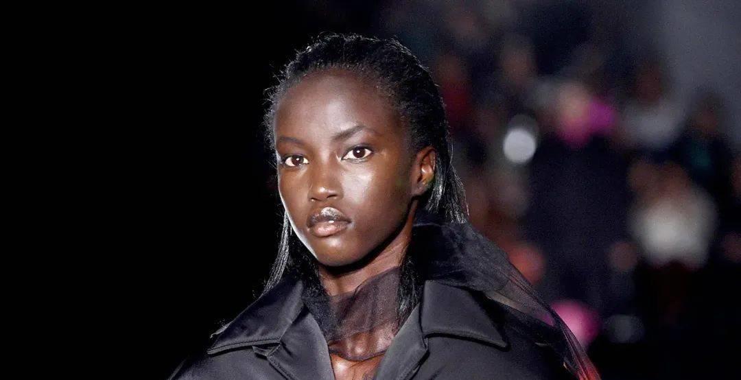 英国国宝超模,英国黑珍珠超模