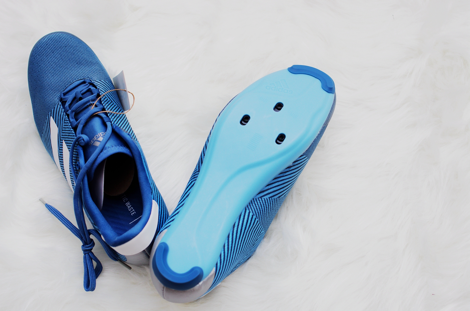 新手骑行无锁骑行鞋,自锁紧骑行鞋