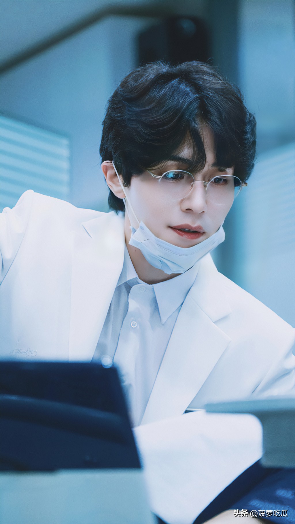 李栋旭泡泡截图,泡泡和李栋旭聊天