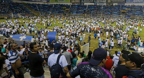 萨尔瓦多踩踏事件,洪都拉斯和萨尔瓦多足球比赛