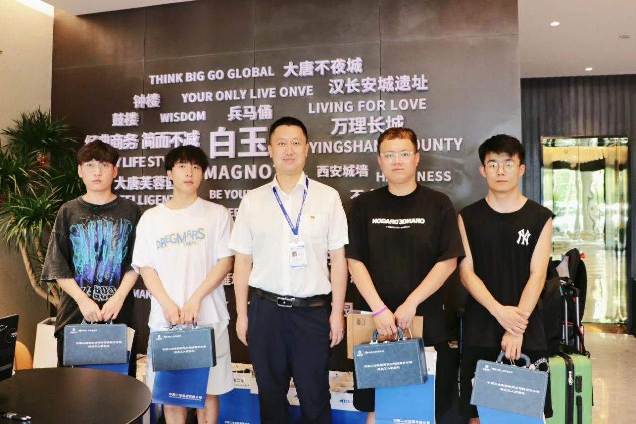 梦想从这里启航希望在这里腾飞,梦想从这里出发完整版