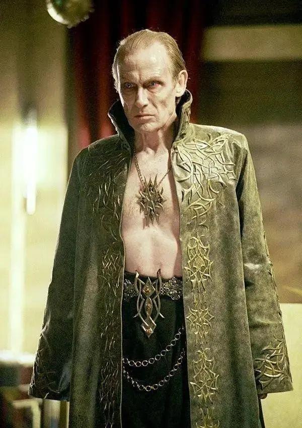 黑夜传说女主凯特贝金赛尔年轻时,凯特贝金赛尔吸血鬼猎人黑夜传说