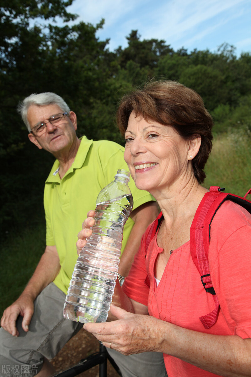 骑行用什么样的水壶水杯安全,最好用的骑行水杯