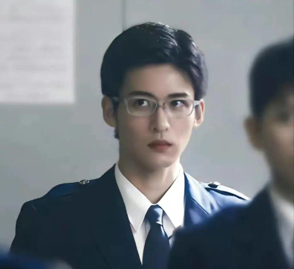 185cm美少年被称为木村拓哉接班人?!网友:看脸就知道他会火…