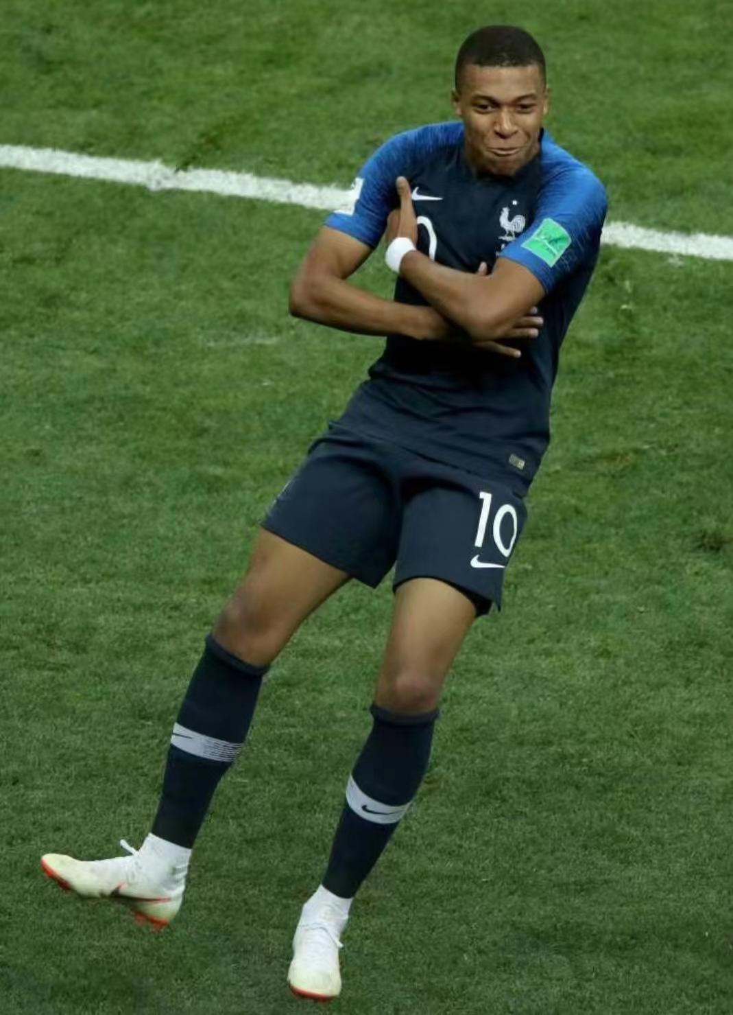 盘点卡塔尔世界杯十大中场,卡塔尔世界杯十佳球c罗