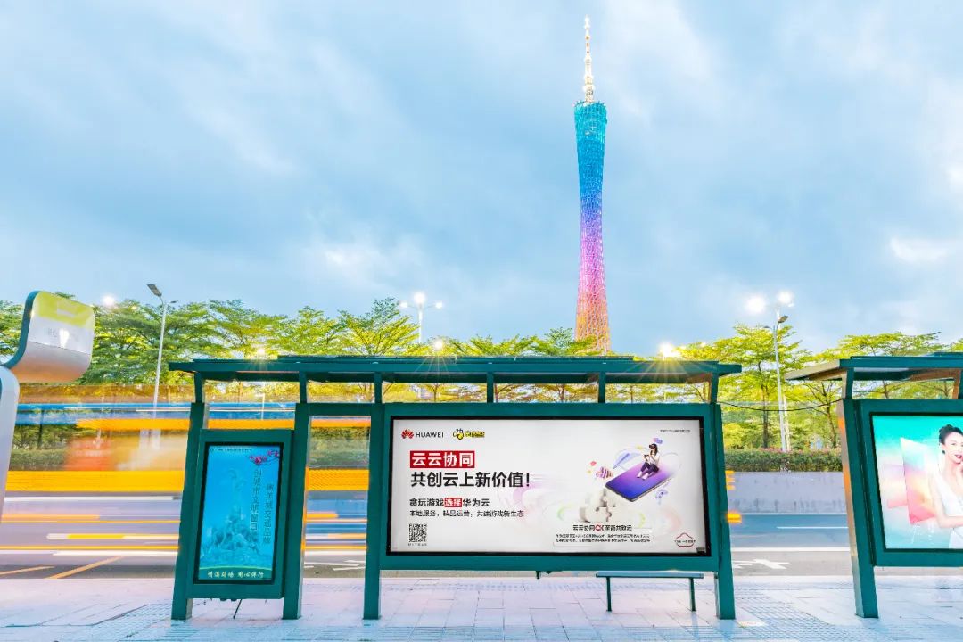 这组广告，透露了互联网企业如何将生意做到全世界