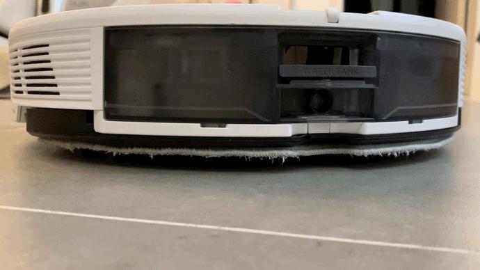 扫地机器人拖地震动和旋转哪种好,机器人旋转拖地和震动拖地