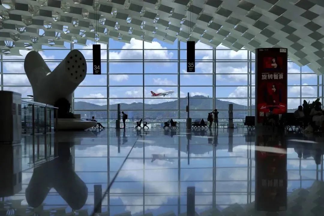 深圳宝安国际机场获奖,深圳机场获得世界十大美丽机场