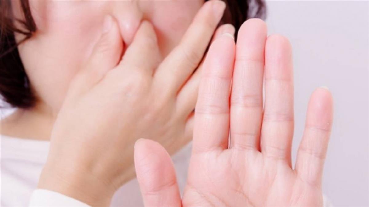 情侣接吻有口臭是种什么样的体验,情侣接吻有口臭怎么解决